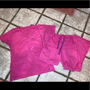 Wonderwink scrub set